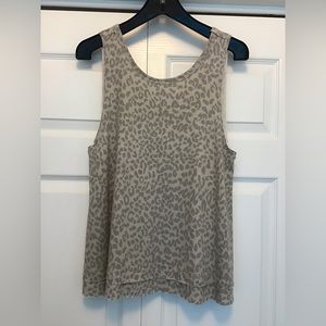 NWOT By together Gray and beige leopard print raw hem tank top size medium